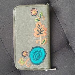 Offers welcome! ❤ Thirty One- all about the Benjamin's